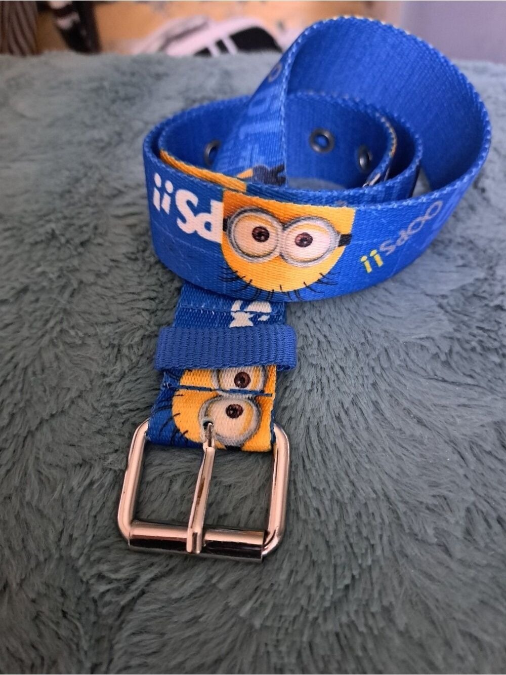 Despicable ME Minions CANVAS Kids Belt Fun whimsical buckle durable blue yellow